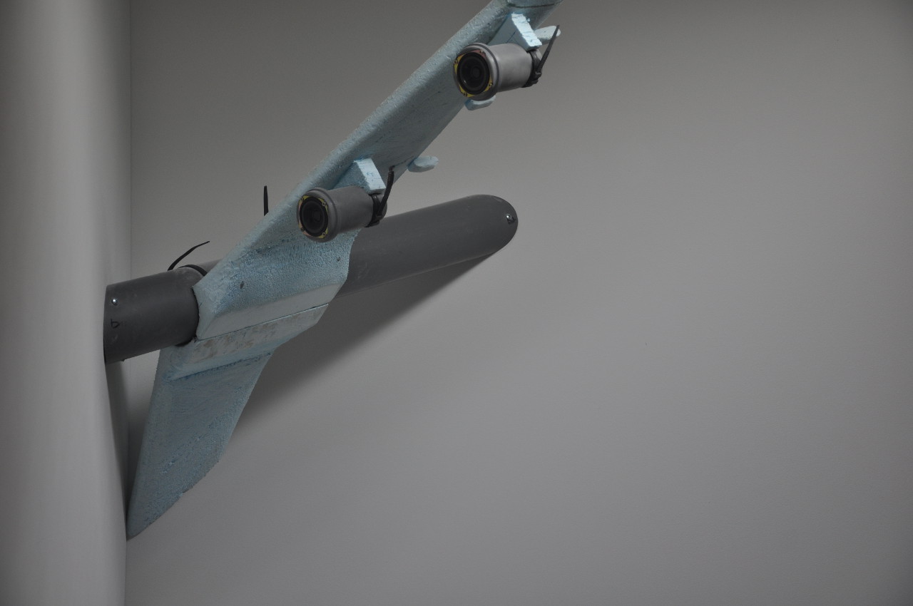 photo plane into planes